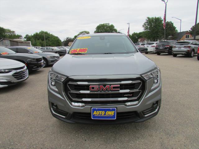 2023 GMC Terrain AWD AT4
