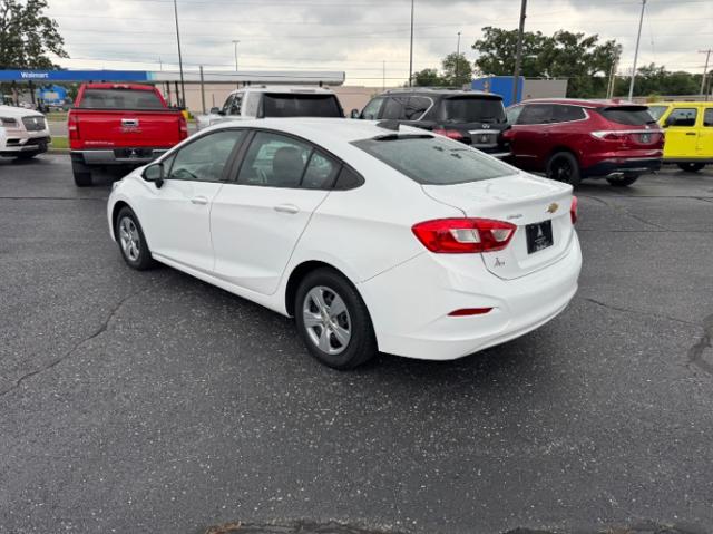 2017 Chevrolet Cruze LS Auto