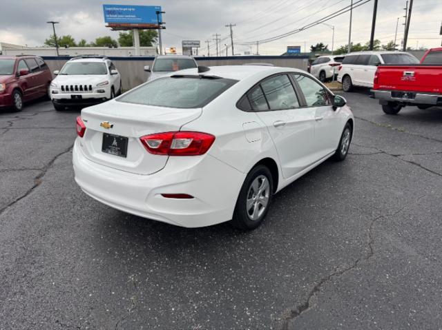 2017 Chevrolet Cruze LS Auto