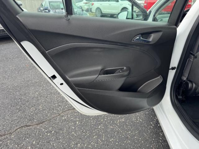 2017 Chevrolet Cruze LS Auto