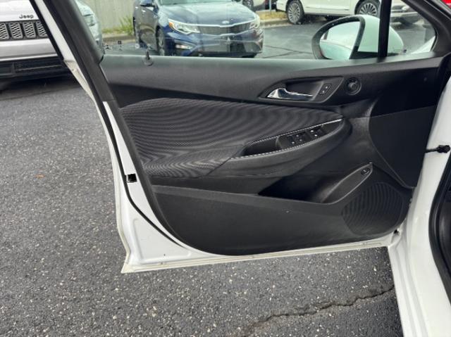 2017 Chevrolet Cruze LS Auto