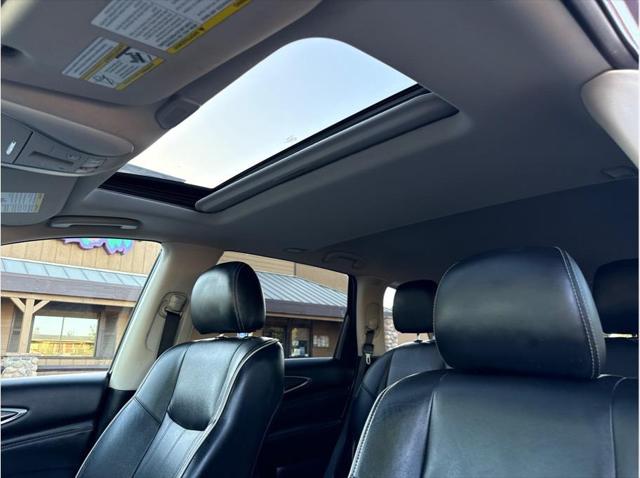 2019 INFINITI QX60 LUXE