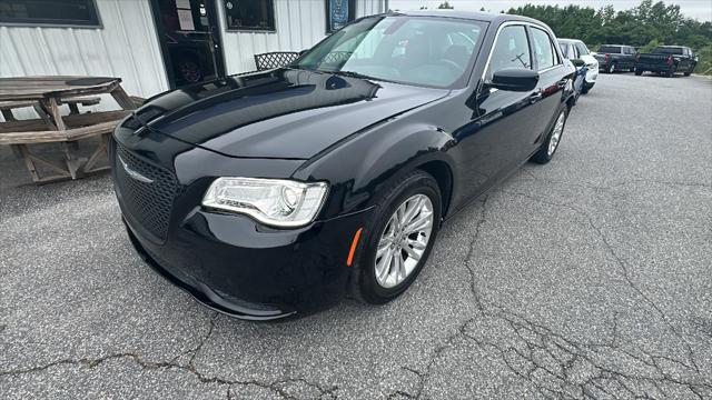 2017 Chrysler 300 Limited