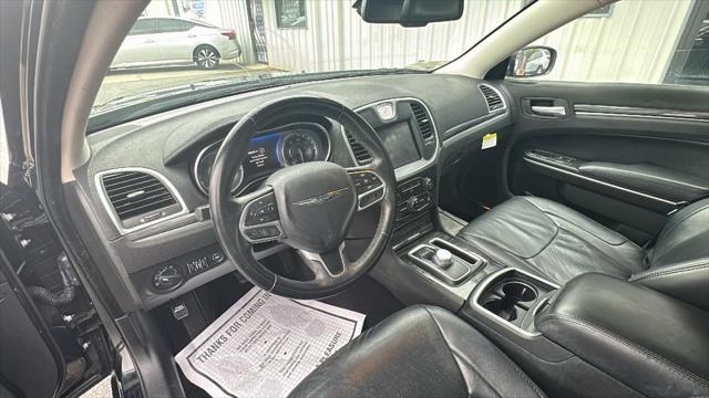 2017 Chrysler 300 Limited