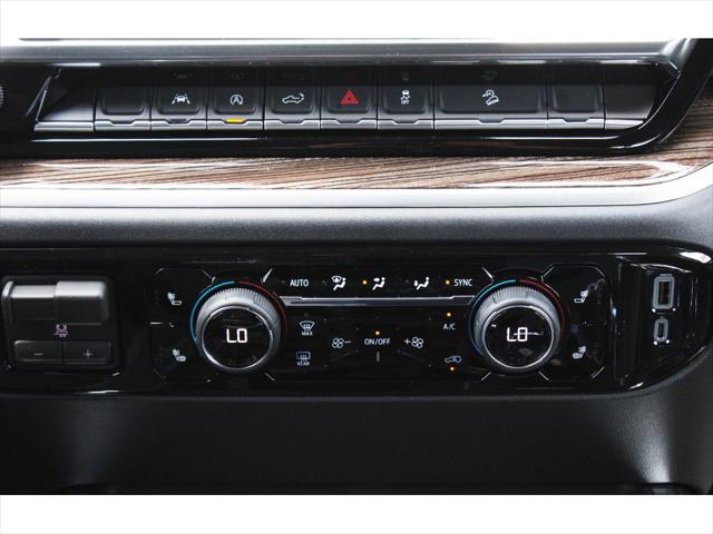 2026 Chevrolet Silverado 1500 4WD Crew Cab Standard Bed LT