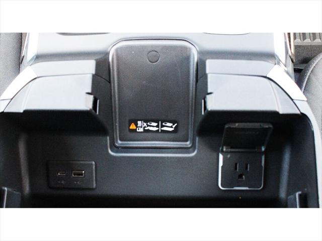 2026 Chevrolet Silverado 1500 4WD Crew Cab Standard Bed LT