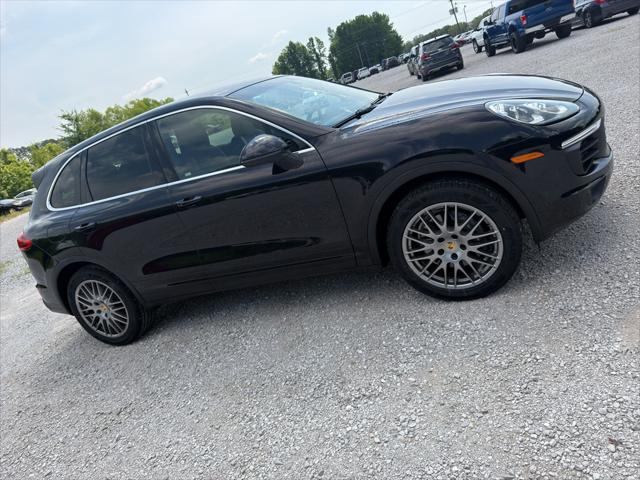 2016 Porsche Cayenne Base