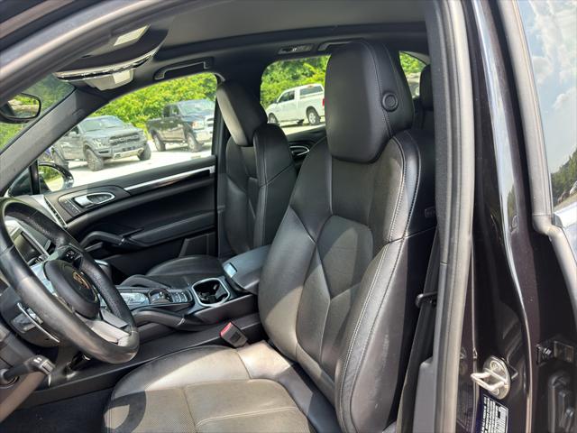 2016 Porsche Cayenne Base