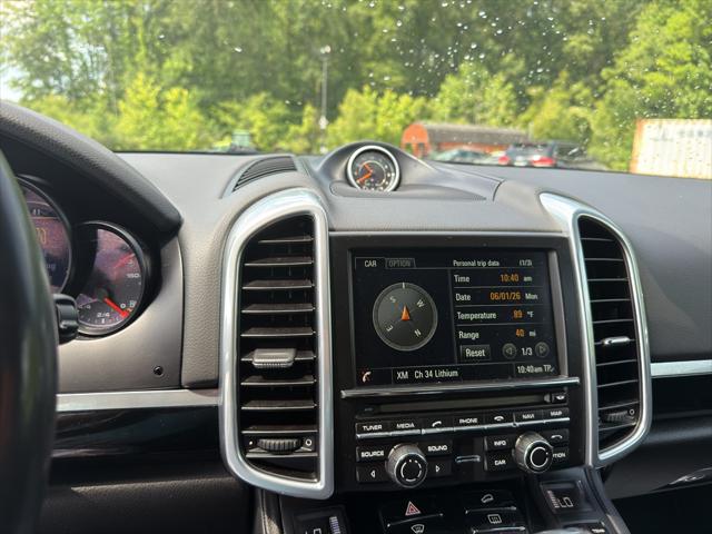 2016 Porsche Cayenne Base