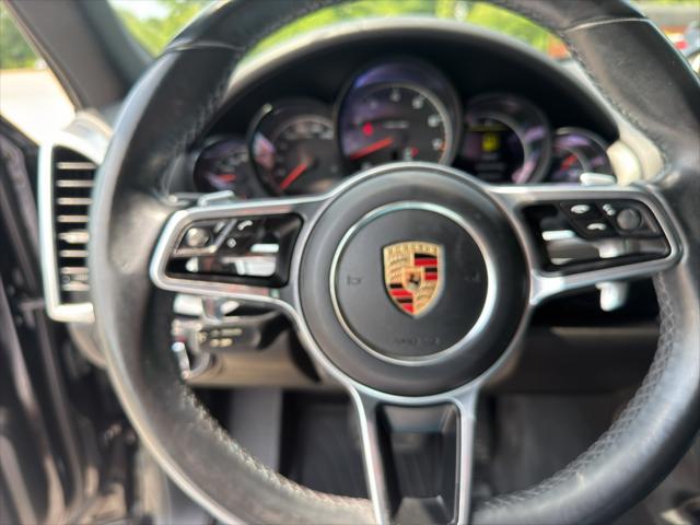 2016 Porsche Cayenne Base
