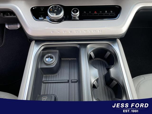2026 Ford Expedition Max Active MAX