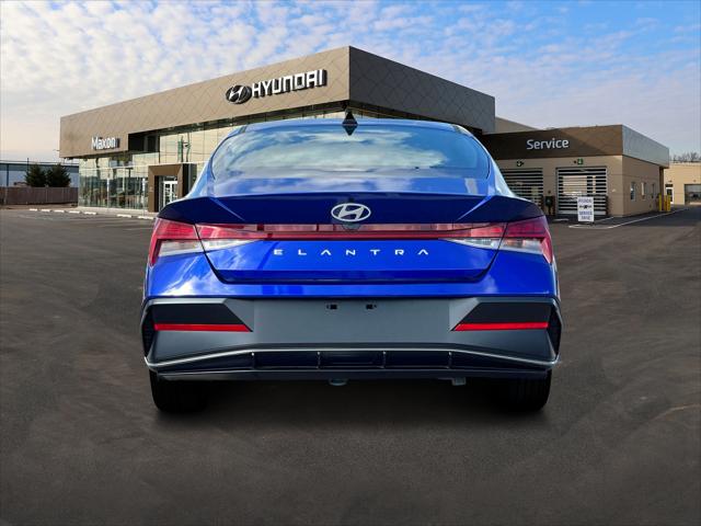 2025 Hyundai Elantra SEL Convenience