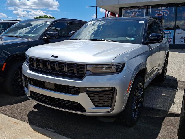 2026 Jeep Grand Cherokee Summit 4x4