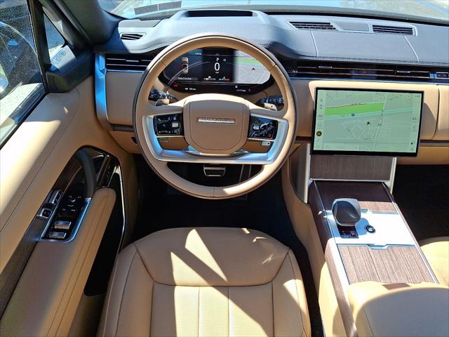 2026 Land Rover Range Rover P530 SE 7 Seat