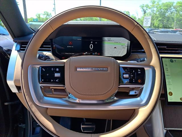 2026 Land Rover Range Rover P530 SE 7 Seat