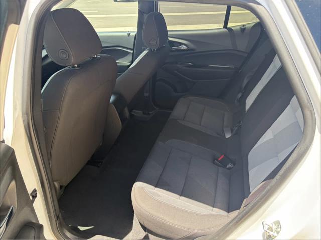2025 Chevrolet Trax FWD LS