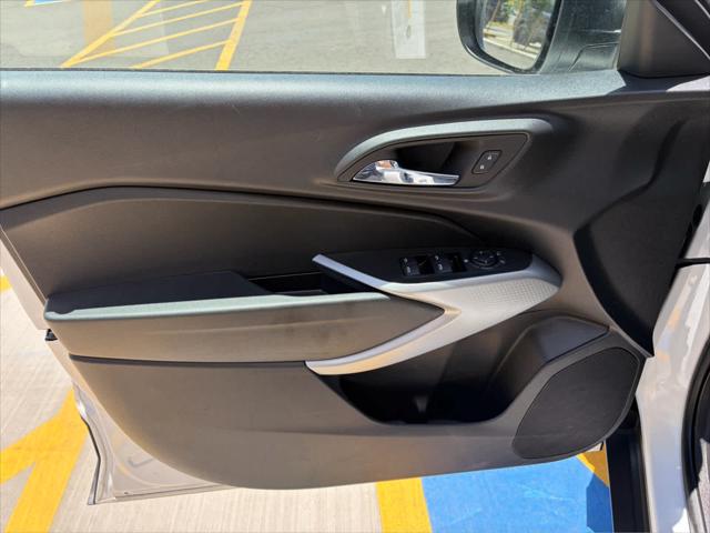 2025 Chevrolet Trax FWD LS