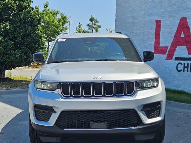 2026 Jeep Grand Cherokee GRAND CHEROKEE LAREDO 4X2