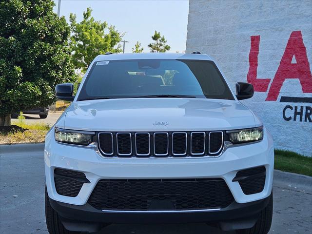 2026 Jeep Grand Cherokee GRAND CHEROKEE LAREDO X 4X2