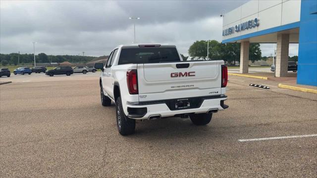 2025 GMC Sierra 1500 4WD Crew Cab Short Box AT4