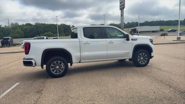 2025 GMC Sierra 1500 4WD Crew Cab Short Box AT4