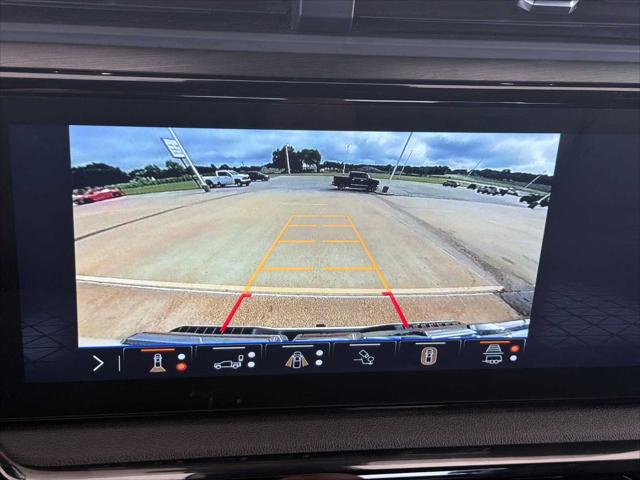 2025 GMC Sierra 1500 4WD Crew Cab Short Box AT4