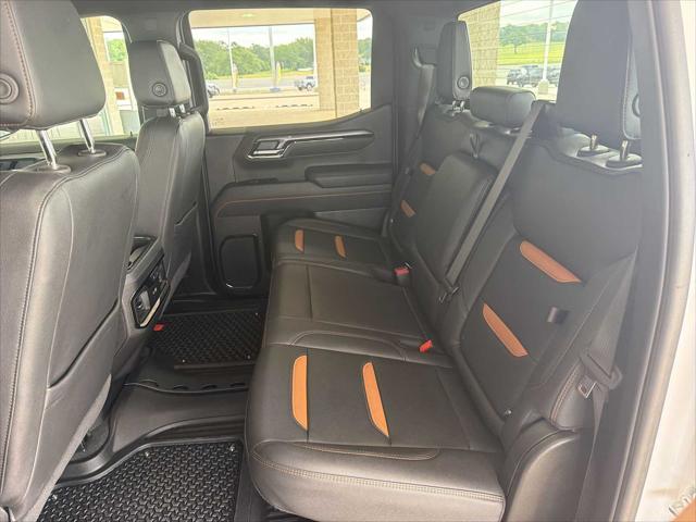 2025 GMC Sierra 1500 4WD Crew Cab Short Box AT4