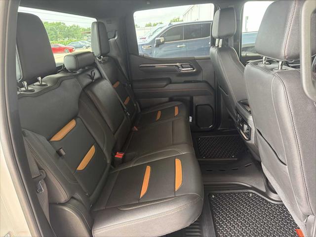 2025 GMC Sierra 1500 4WD Crew Cab Short Box AT4