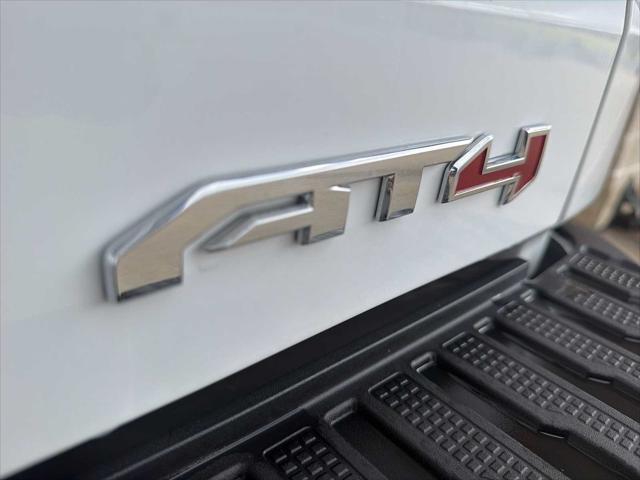 2025 GMC Sierra 1500 4WD Crew Cab Short Box AT4