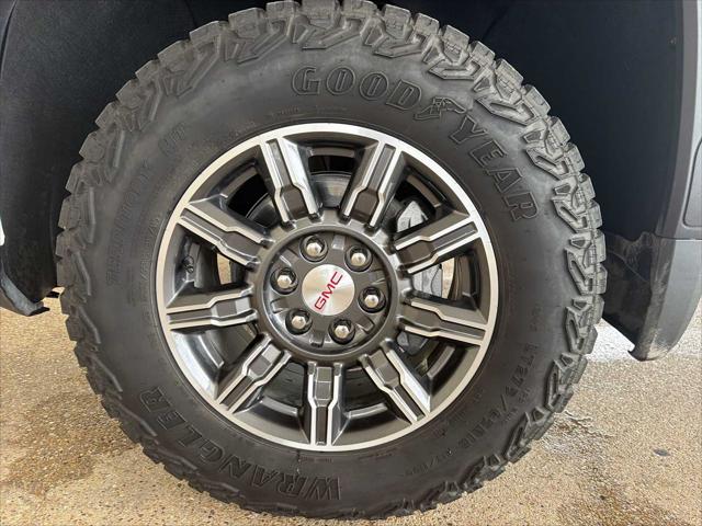 2025 GMC Sierra 1500 4WD Crew Cab Short Box AT4