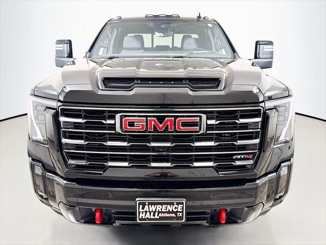 2024 GMC Sierra 2500HD 4WD Crew Cab Standard Bed AT4