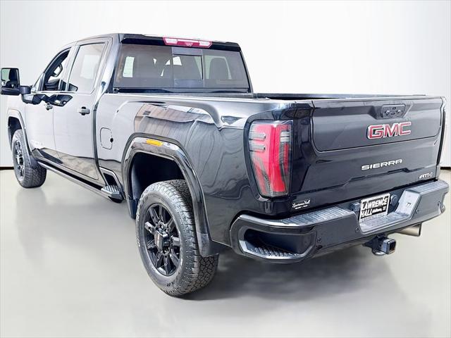 2024 GMC Sierra 2500HD 4WD Crew Cab Standard Bed AT4
