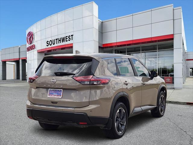 2025 Nissan Rogue SV FWD