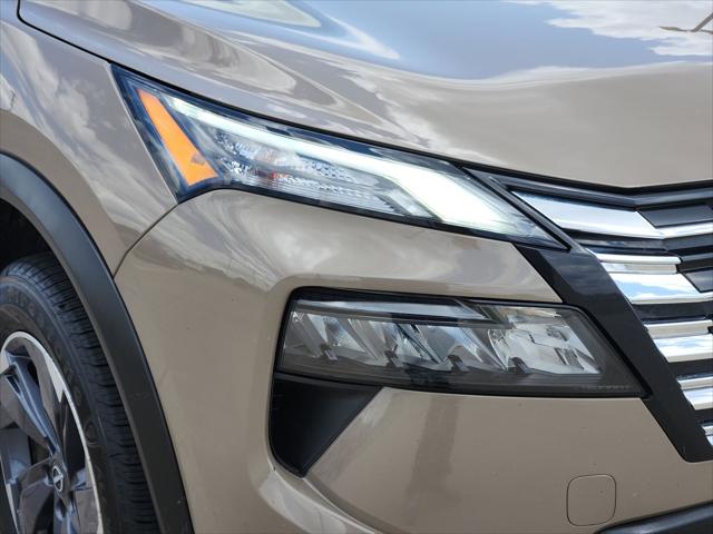 2025 Nissan Rogue SV FWD