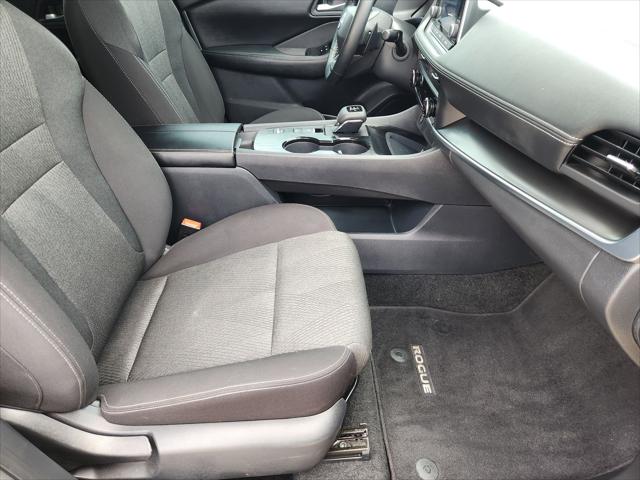 2025 Nissan Rogue SV FWD