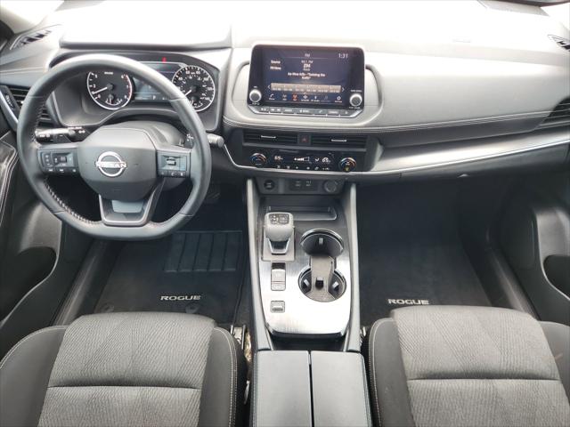 2025 Nissan Rogue SV FWD