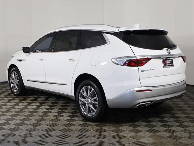 2023 Buick Enclave Essence AWD
