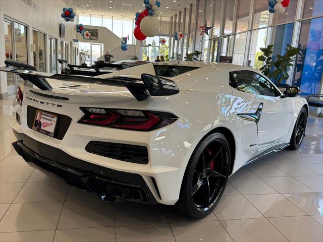 2026 Chevrolet Corvette E-Ray Convertible, 3LZ, RWD