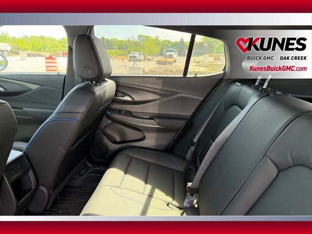 2025 Buick NV Sport Touring FWD