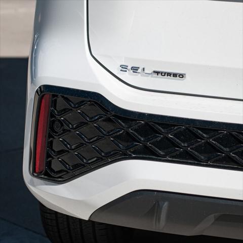 2026 Volkswagen Tiguan SEL R-Line Turbo