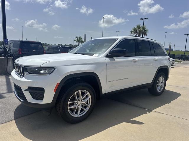 2026 Jeep Grand Cherokee GRAND CHEROKEE LAREDO X 4X2