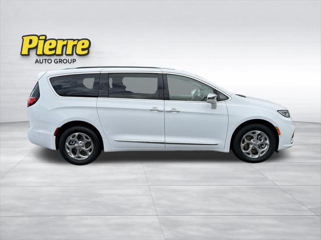 2021 Chrysler Pacifica Limited AWD