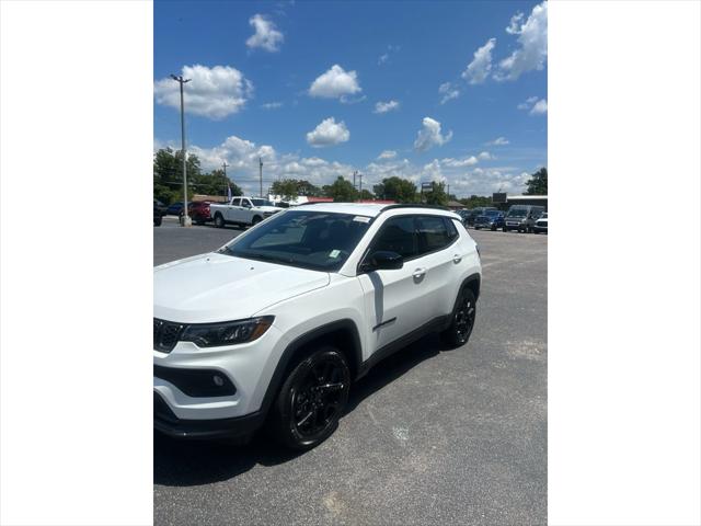 2026 Jeep Compass Latitude Altitude