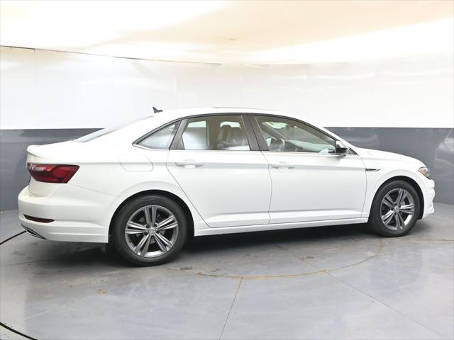 2021 Volkswagen Jetta 1.4T R-Line