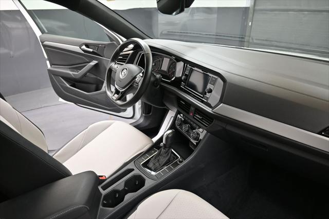 2021 Volkswagen Jetta 1.4T R-Line
