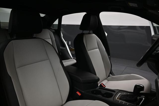 2021 Volkswagen Jetta 1.4T R-Line