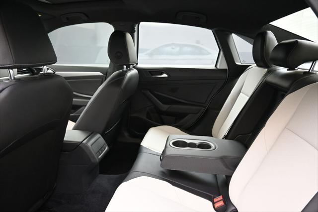 2021 Volkswagen Jetta 1.4T R-Line