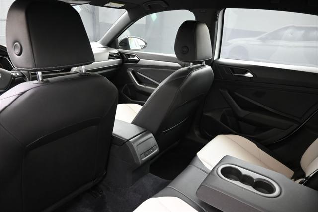 2021 Volkswagen Jetta 1.4T R-Line