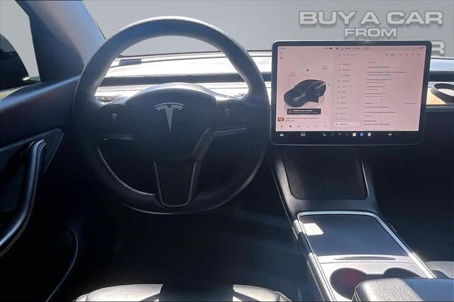 2022 Tesla Model Y Long Range Dual Motor All-Wheel Drive