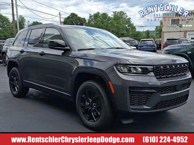 2026 Jeep Grand Cherokee GRAND CHEROKEE LAREDO ALTITUDE 4X4 2026 Jeep Grand Cherokee GRAND CHEROKEE LAREDO ALTITUDE 4X4